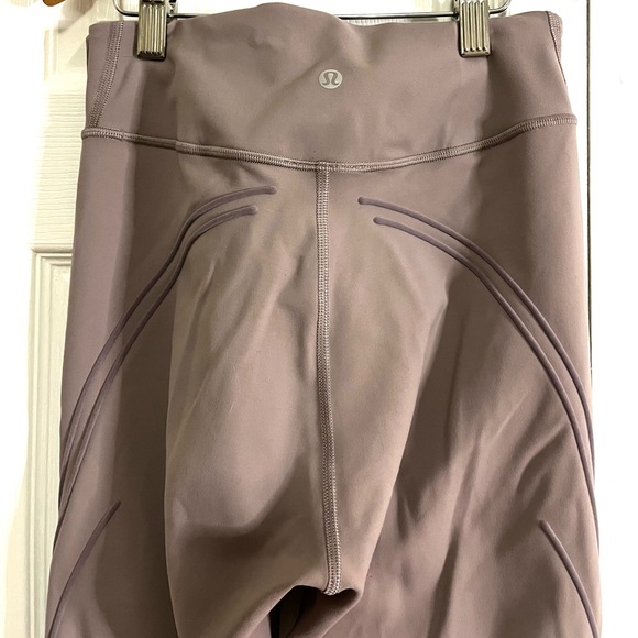 Lululemon Get In Line Super High Rise Tight size 6 - Picture 7 of 16